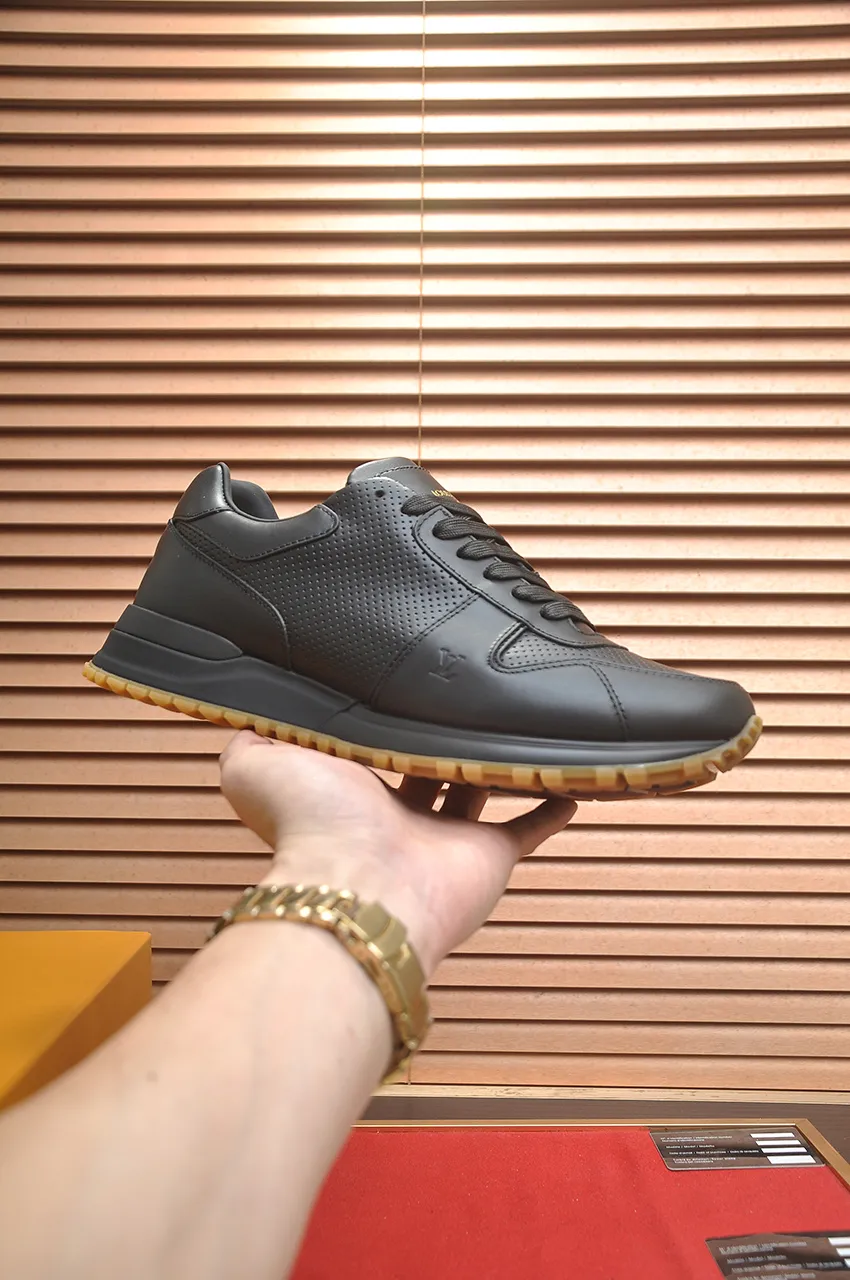Men's men's shoes 💰720💶[LOUIS VUITTON] (original order) new style 🍀LV Louis Vuitton * - top version of LV classic trendy shoes! Made of imported original cowhide, water-dyed cowhide lining, and original wear-resistant rubber outsole! High quality products! Code number 38-45 (45 customized)